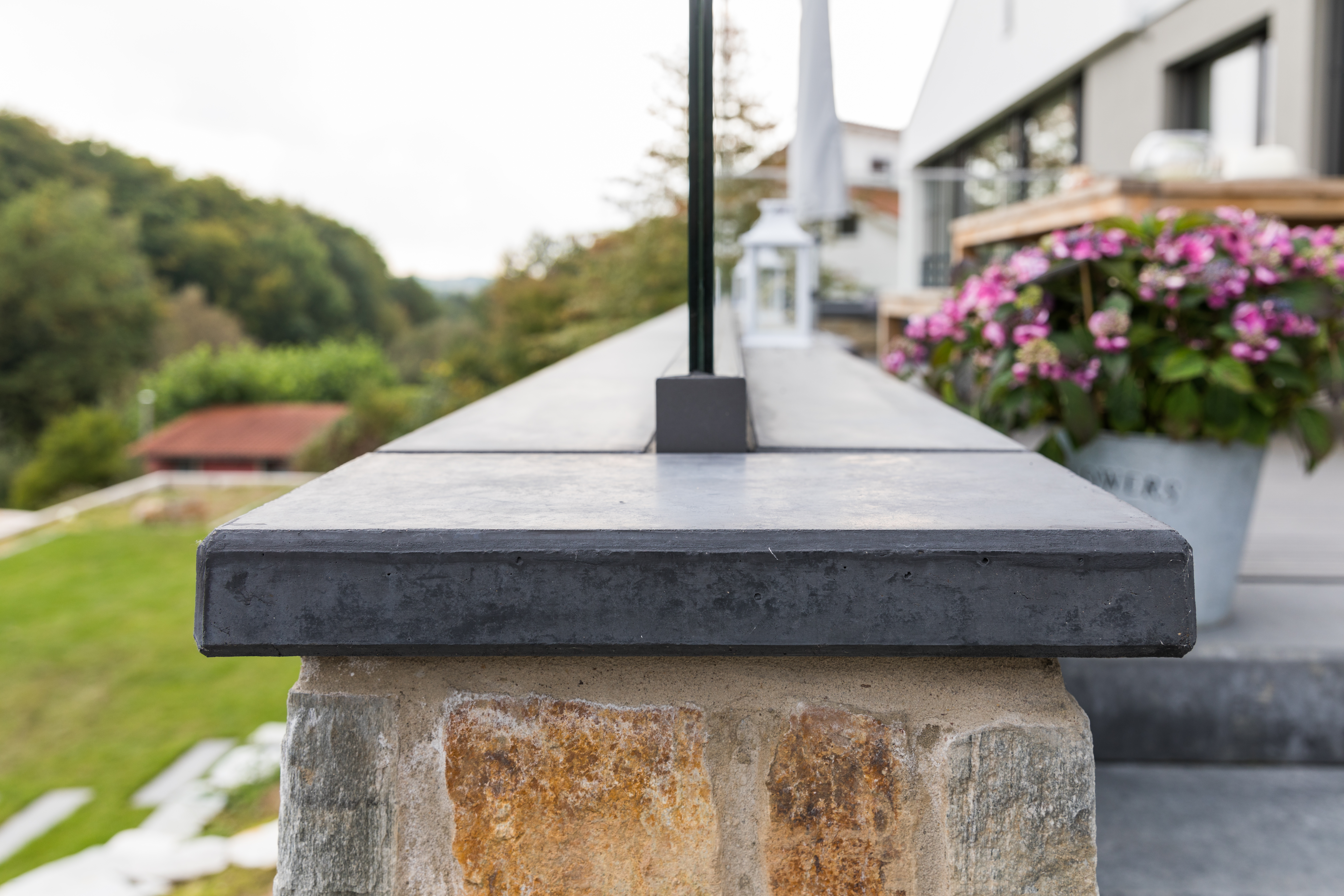 Szczegółowa pokrywa betonowa