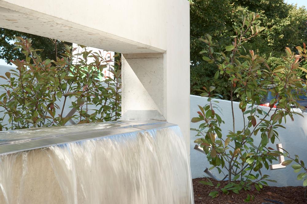 Fontanna widok ukośny