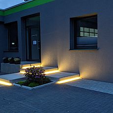 Beleuchtung Eingang 1